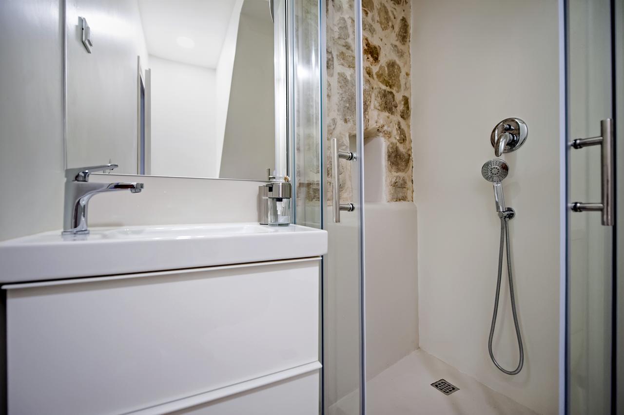 Luna Rooms And Studios Rovinj Exterior photo