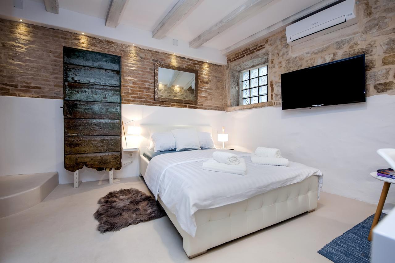 Luna Rooms And Studios Rovinj Exterior photo