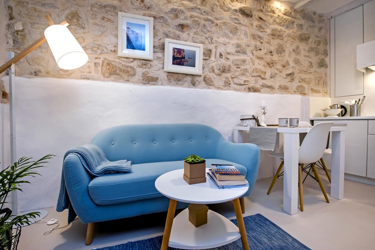 Luna Rooms And Studios Rovinj Exterior photo